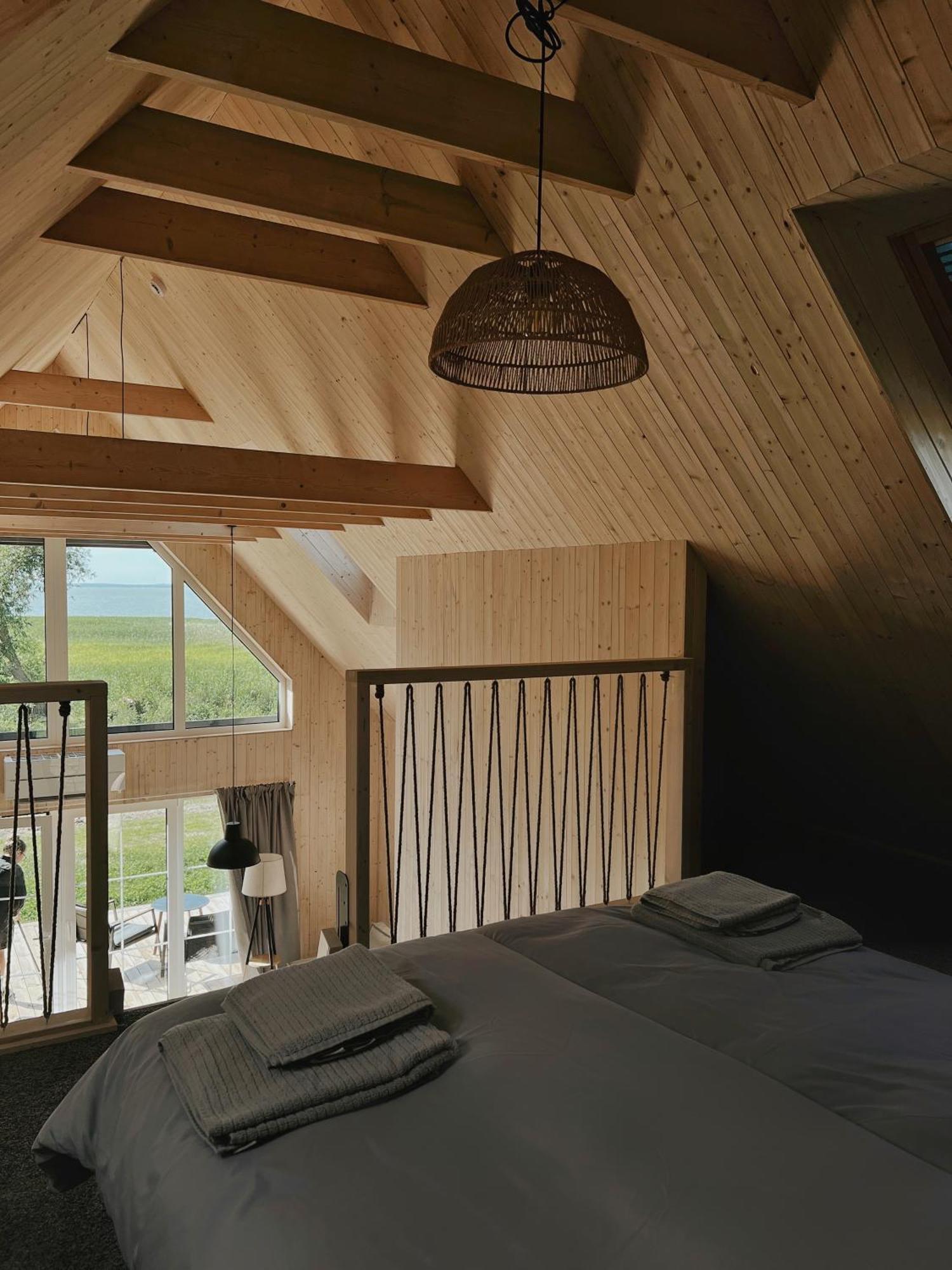 Storm Villas Sturmai Luaran gambar